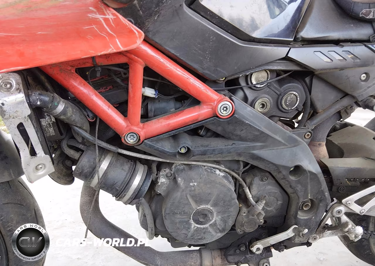 2014 Aprilia Shiver 750 VIN:ZD4RAC013ES000878 - 9