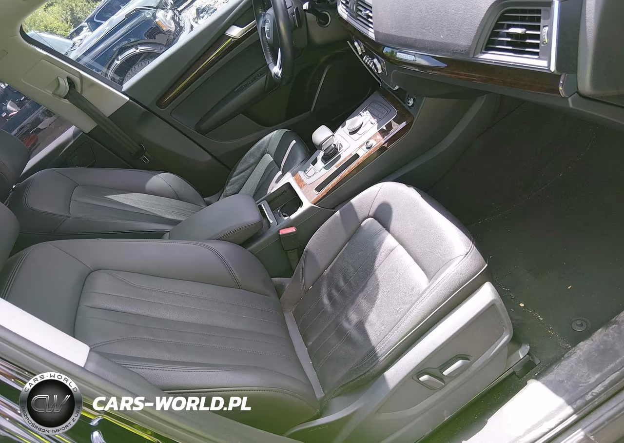 2019 Audi Q5 45 Premium VIN:WA1ANAFY8K2058917 - 5