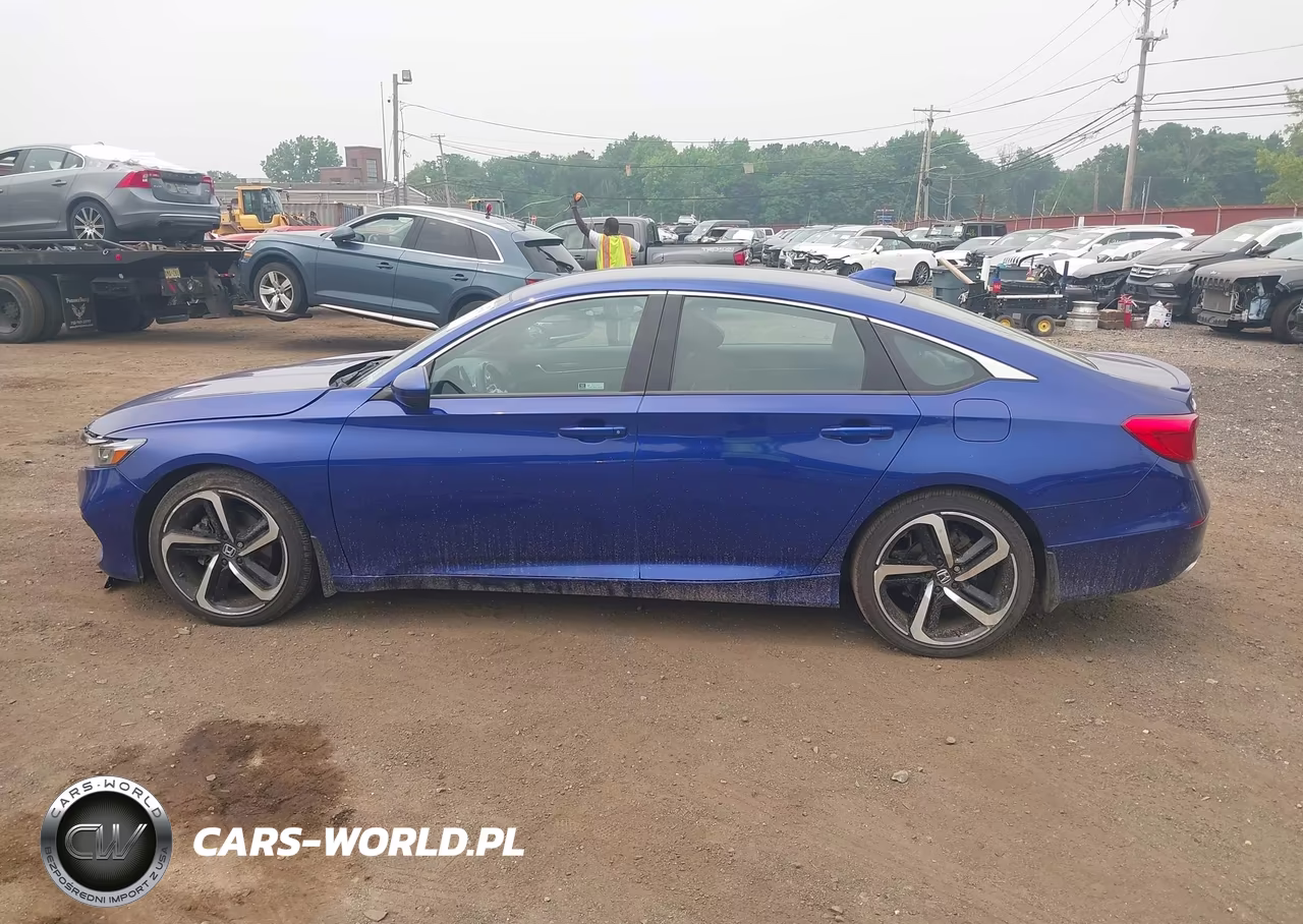 2018 Honda Accord Sport VIN:1HGCV1F34JA220146 - 14