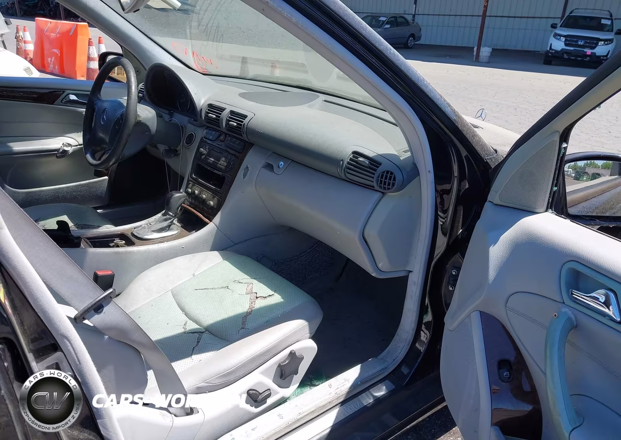 2004 Mercedes-Benz C 240 VIN:WDBRF61J24F547627 - 5