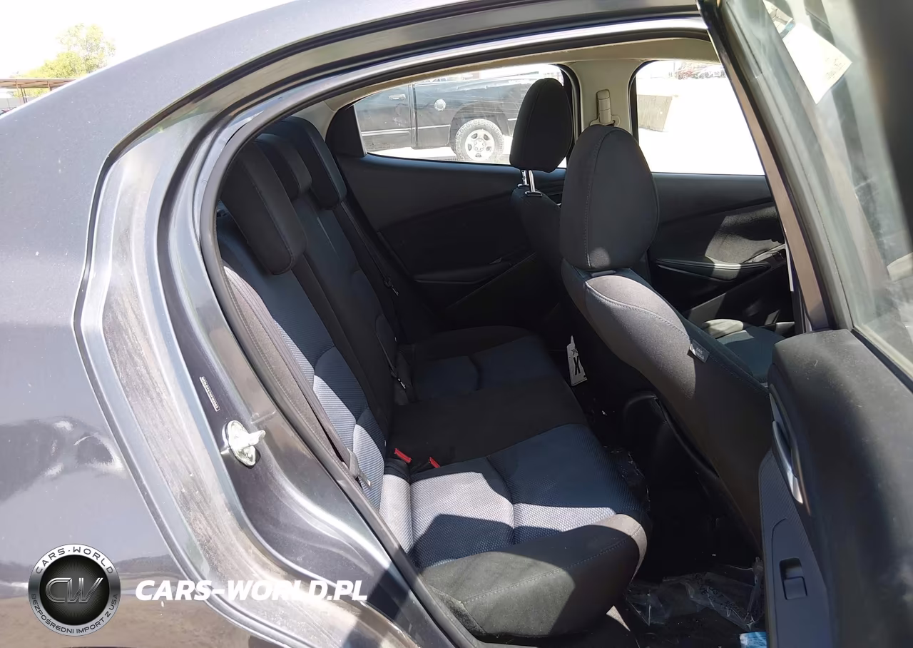 2017 Toyota Yaris Ia VIN:3MYDLBYV7HY182562 - 8