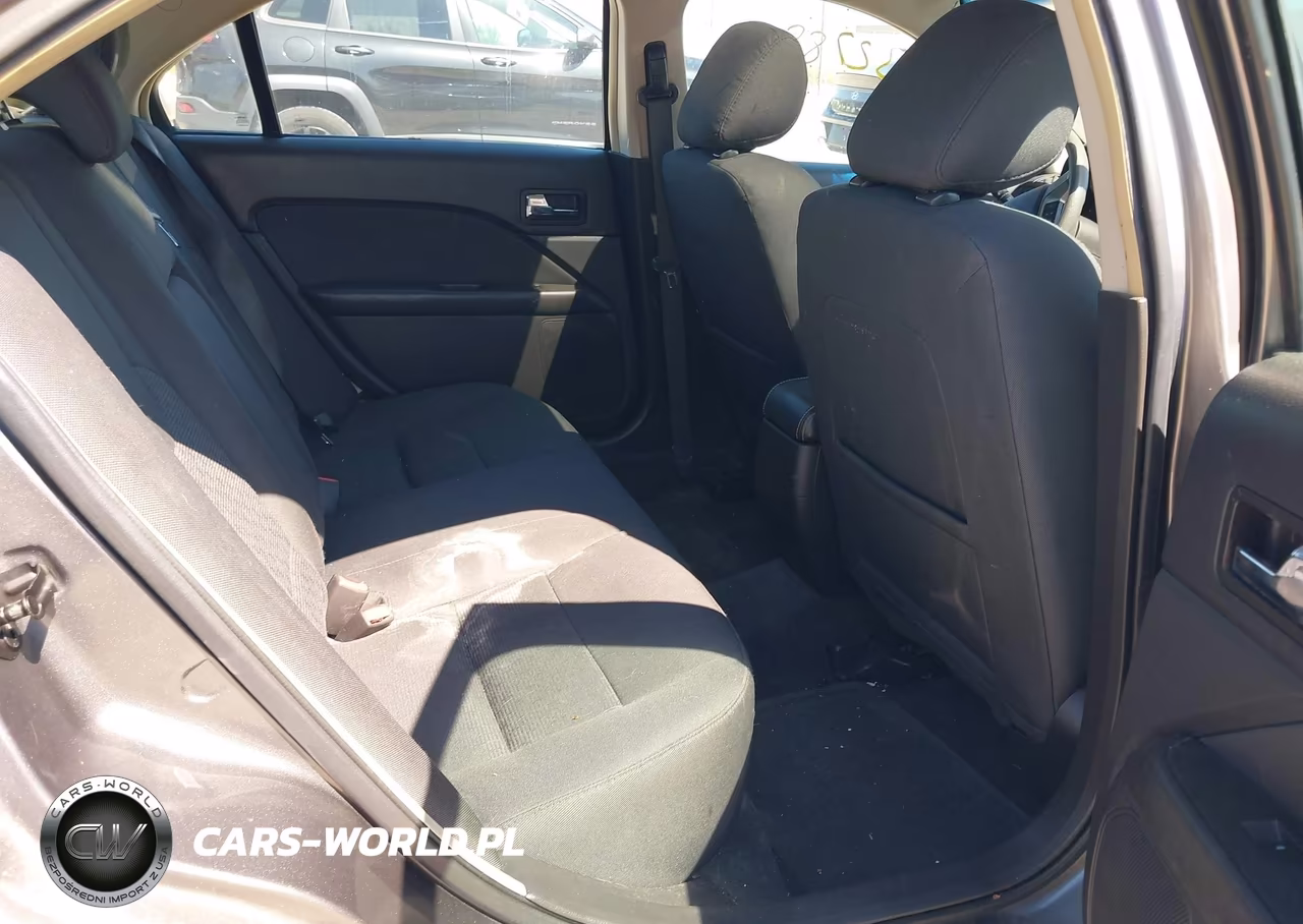 2012 Ford Fusion Se VIN:3FAHP0HA0CR124680 - 8