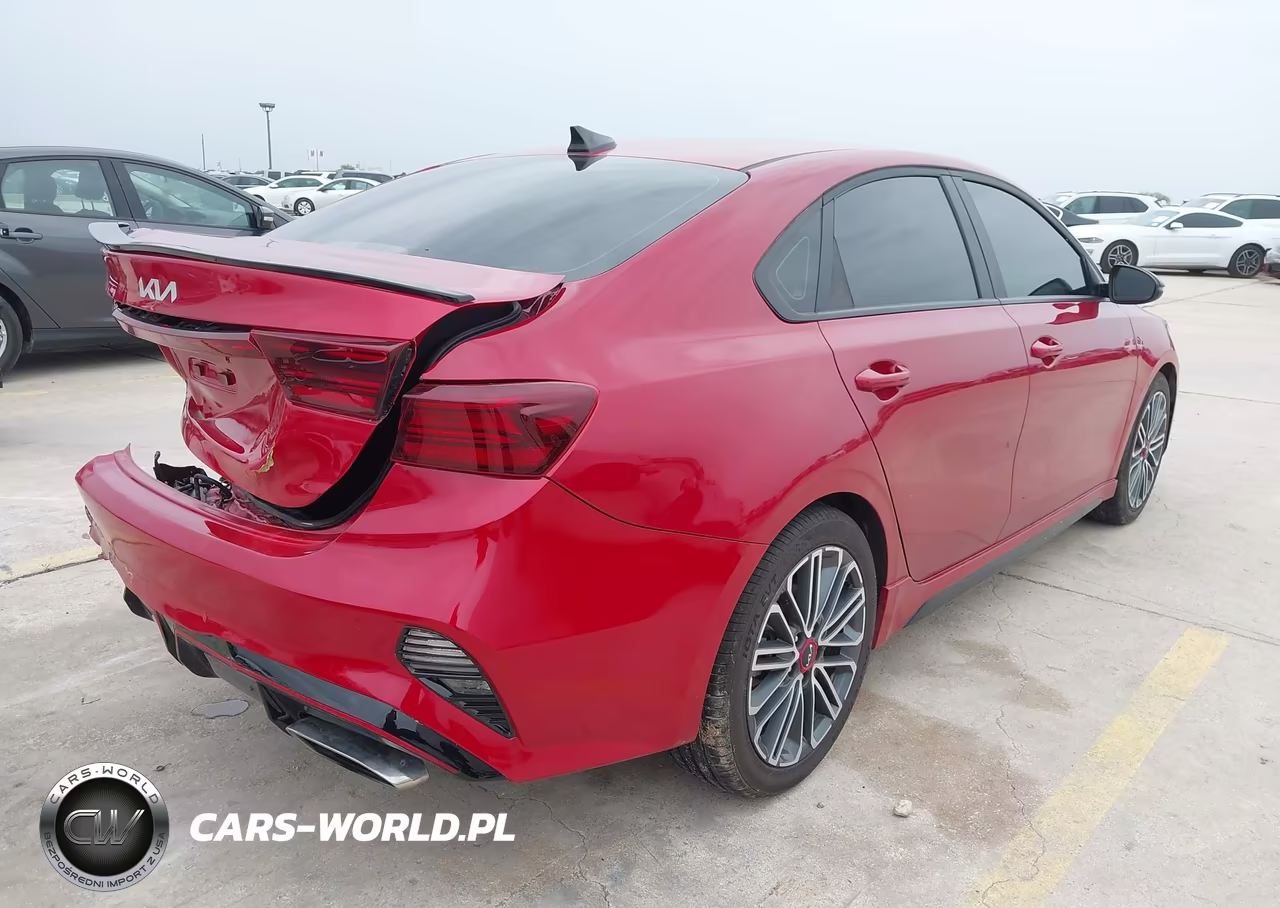 2023 Kia Forte Gt VIN:3KPF44AC0PE617723 - 4
