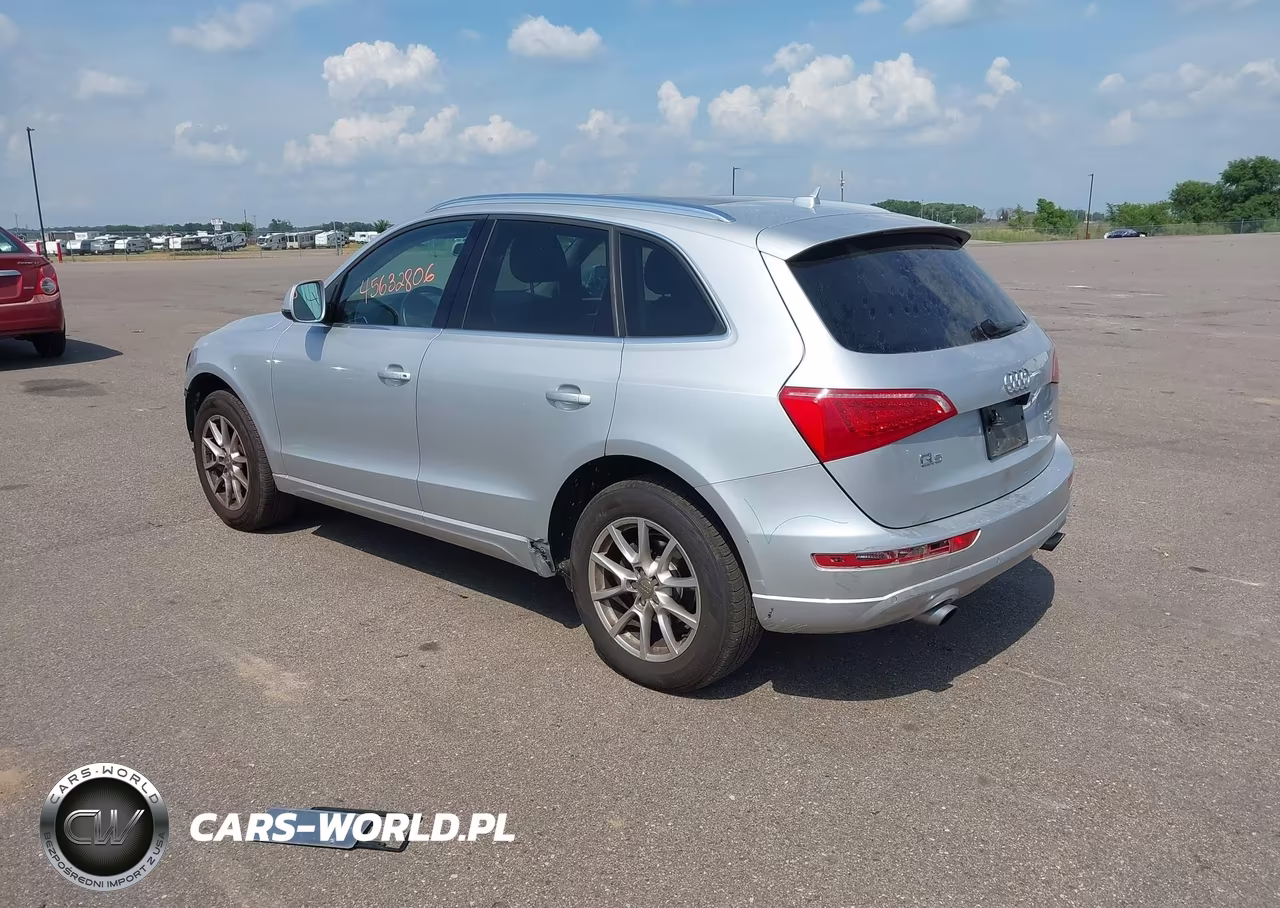 2011 Audi Q5 2.0T Premium VIN:WA1LFAFP2BA034731 - 3