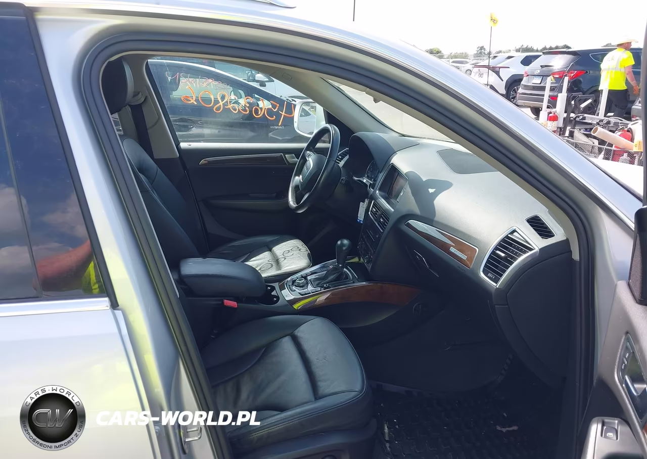 2011 Audi Q5 2.0T Premium VIN:WA1LFAFP2BA034731 - 5