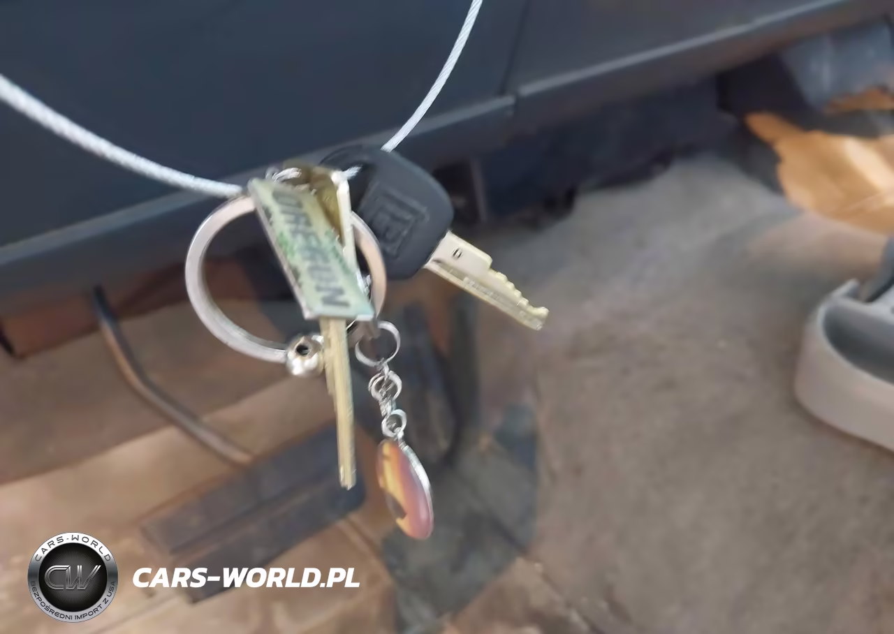 1989 Chevrolet Gmt-400 C2500 VIN:1GCFC24K4KE122150 - 11