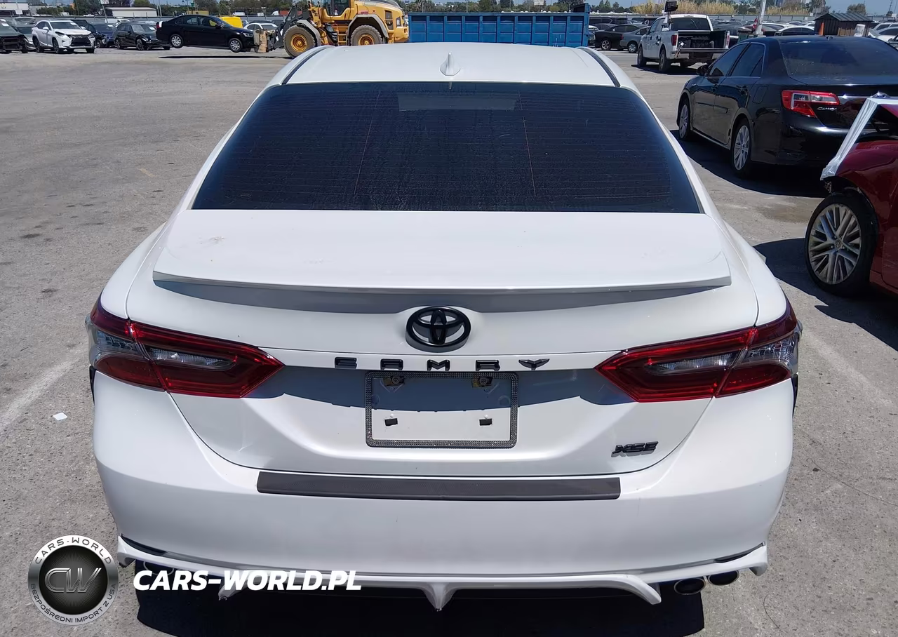 2022 Toyota Camry Xse VIN:4T1K61AK6NU007799 - 17
