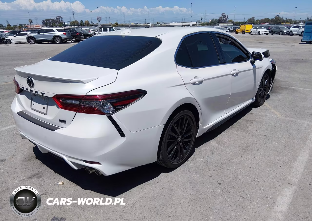 2022 Toyota Camry Xse VIN:4T1K61AK6NU007799 - 4