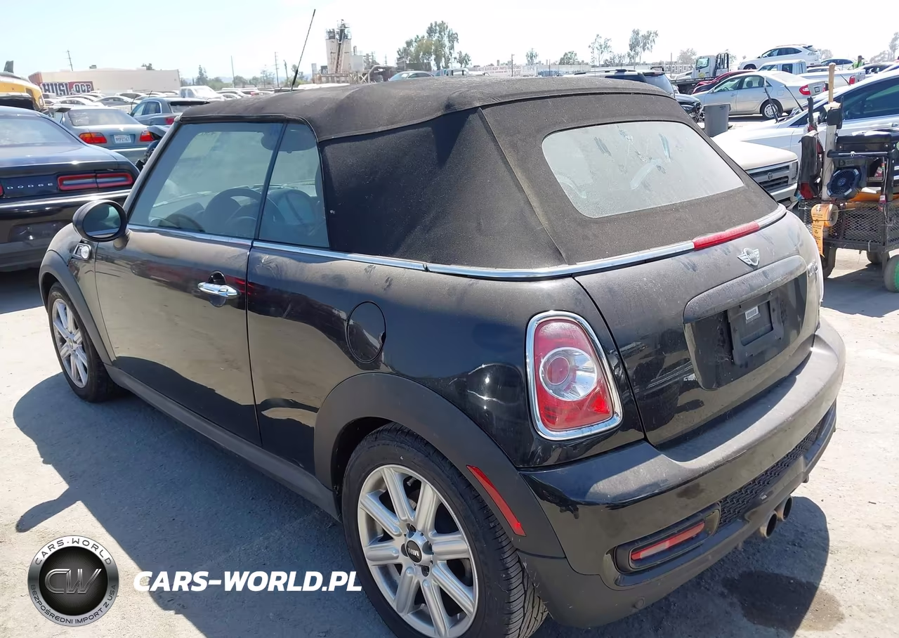 2015 Mini Convertible Cooper S VIN:WMWZP3C57F2A91602 - 3