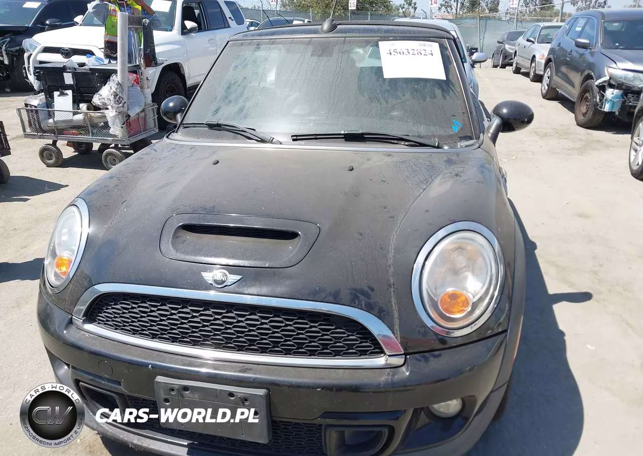 2015 Mini Convertible Cooper S VIN:WMWZP3C57F2A91602 - 6
