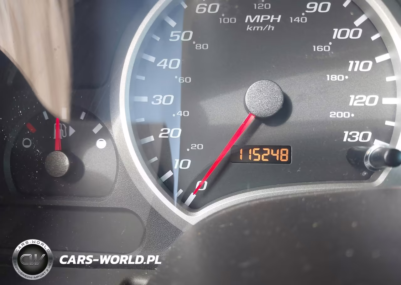 2006 Chevrolet Equinox Ls VIN:2CNDL13F866095983 - 15