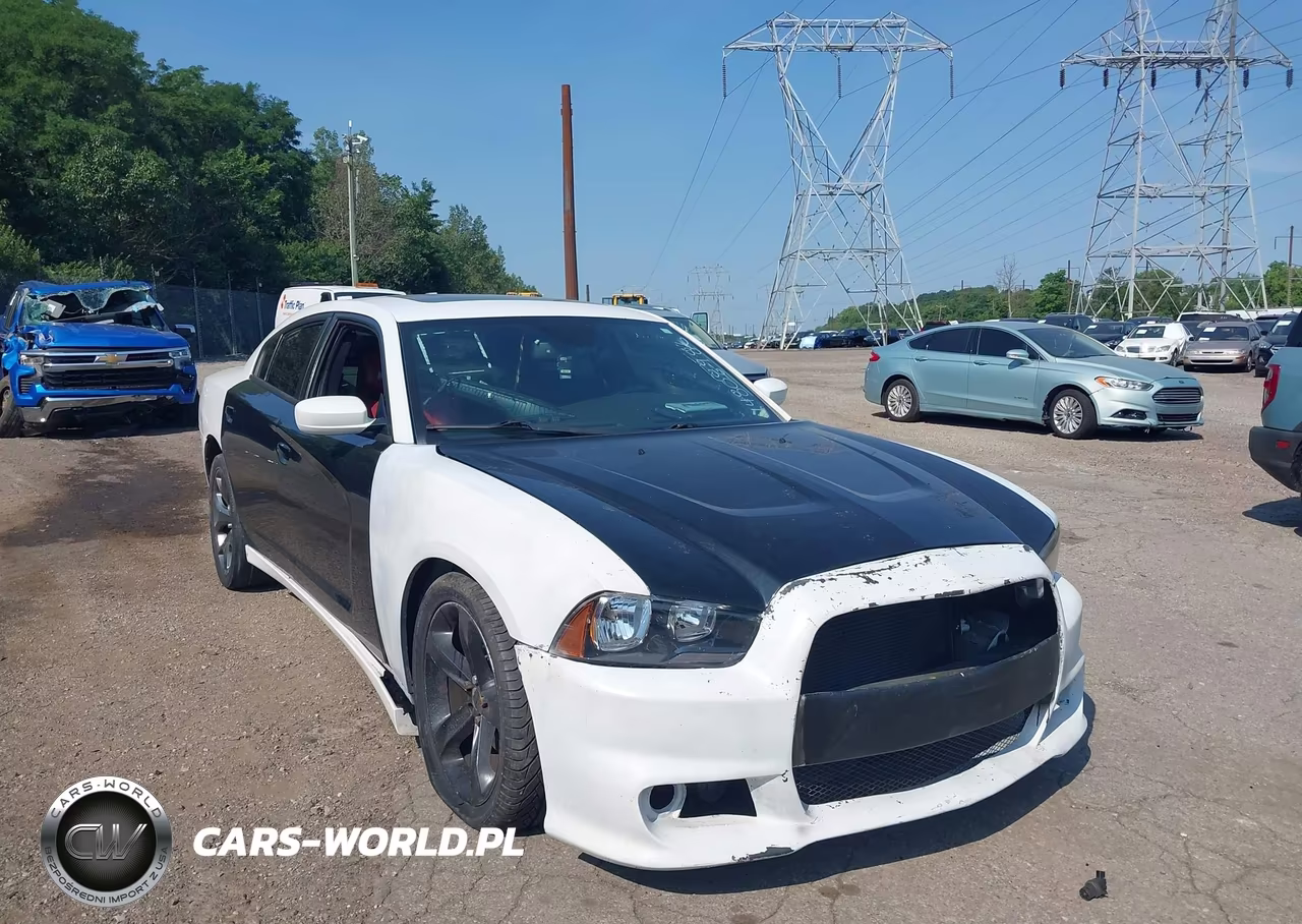 2013 Dodge Charger R-T Max – zdjęcie 1 z 16