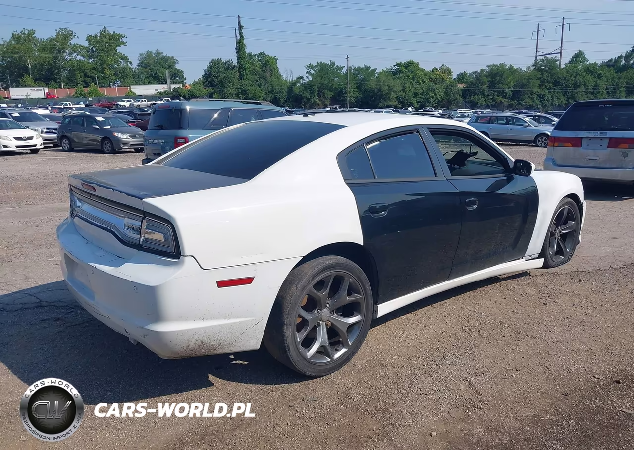 2013 Dodge Charger R-T Max VIN:2C3CDXCT2DH531755 - 4