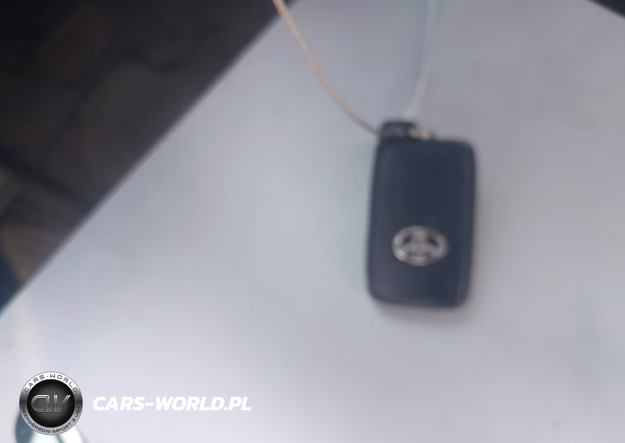 2012 Toyota Prius Two VIN:JTDKN3DU0C5378951 - 11