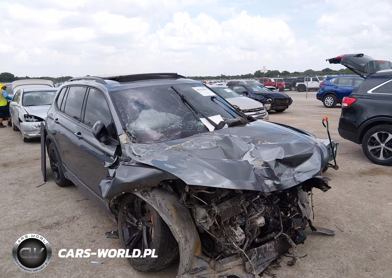 2024 Volkswagen Tiguan 2.0T Se R-Line Black – zdjęcie 1 z 16