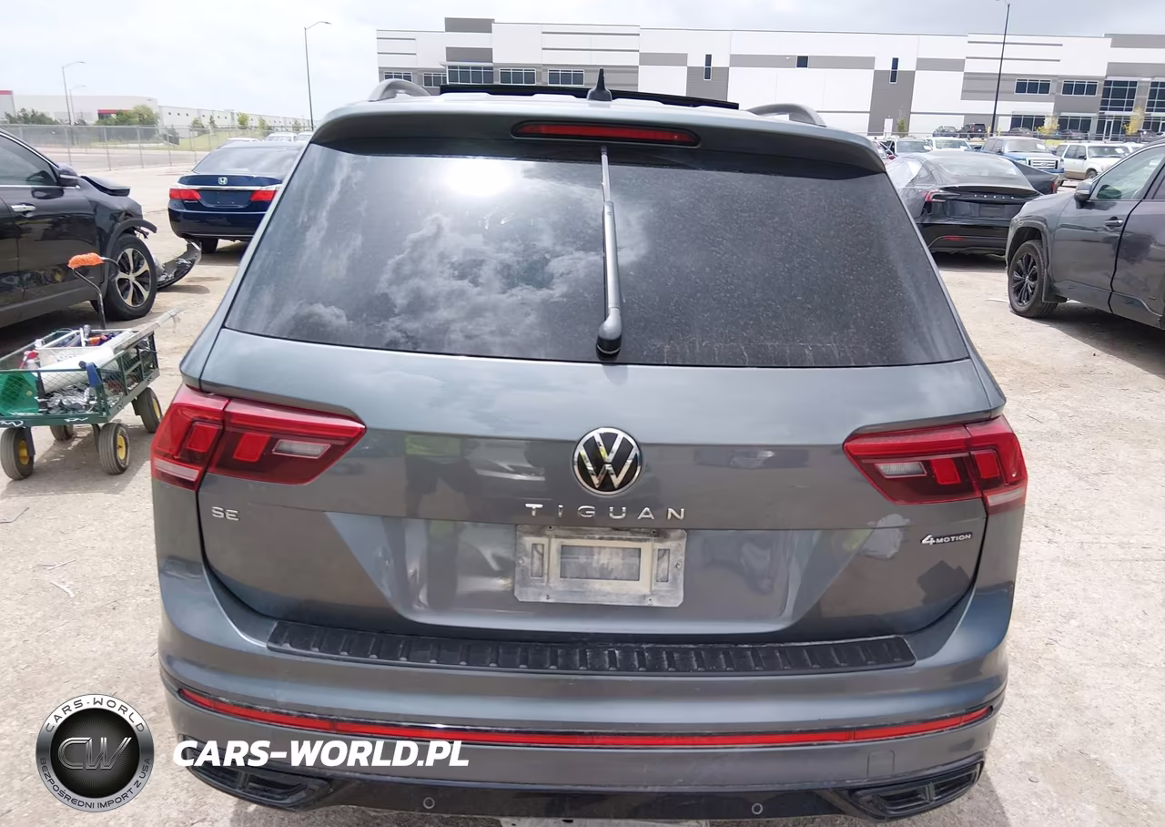 2024 Volkswagen Tiguan 2.0T Se R-Line Black VIN:3VV8B7AX5RM038899 - 16