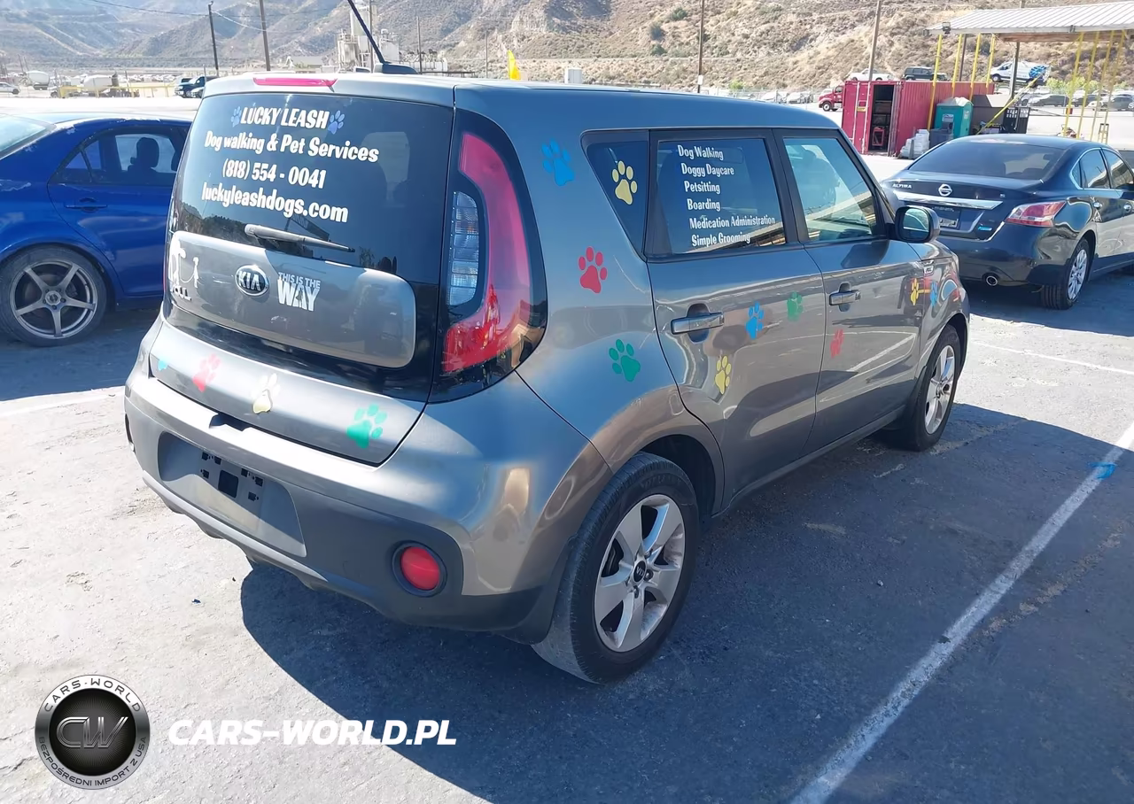 2017 Kia Soul VIN:KNDJN2A24H7496649 - 4