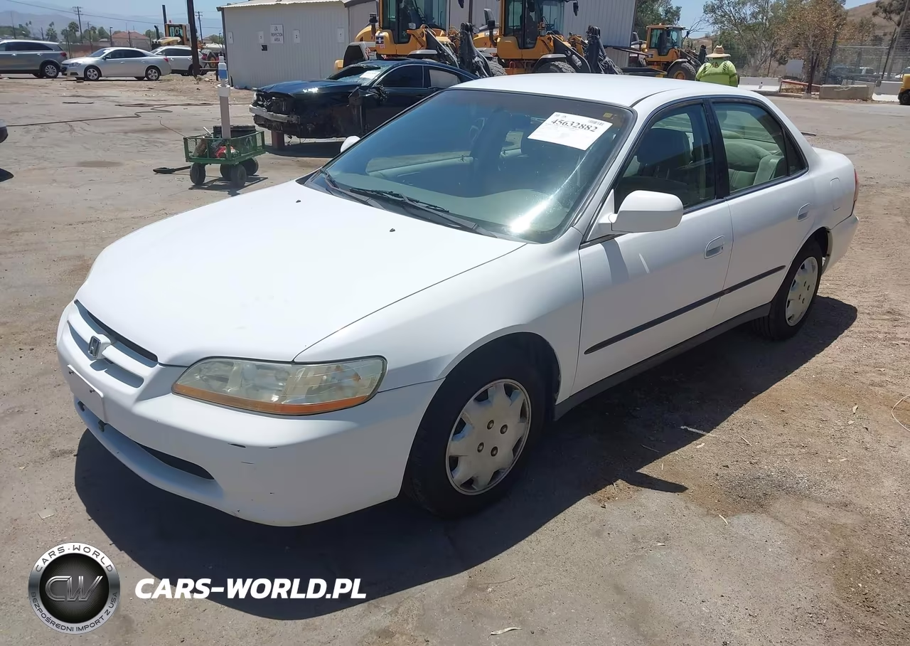 1999 Honda Accord Lx VIN:1HGCG6653XA136899 - 2