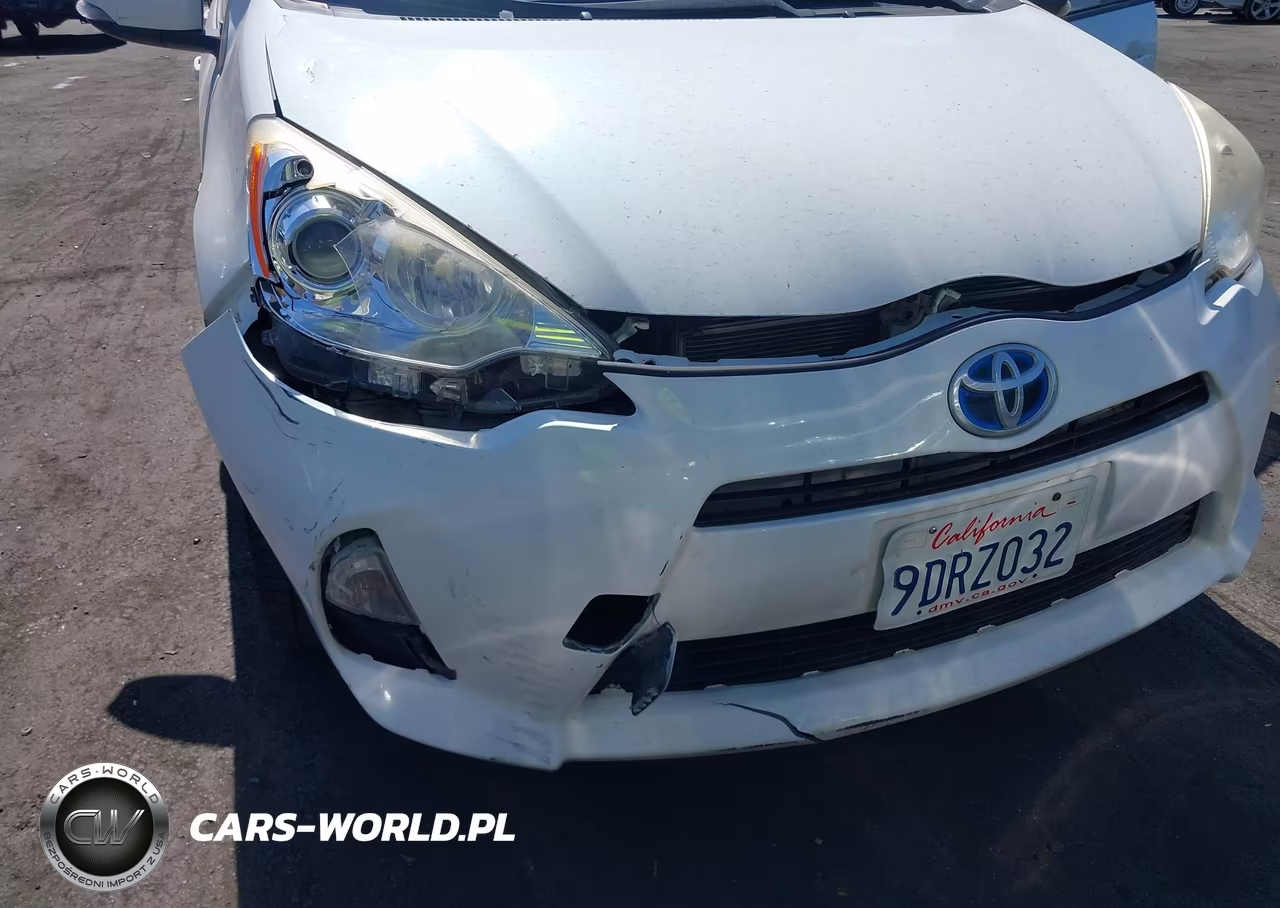 2014 Toyota Prius C One VIN:JTDKDTB39E1082530 - 6