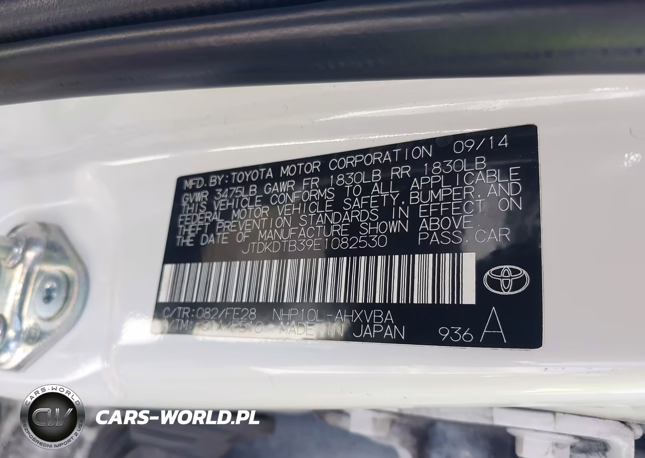 2014 Toyota Prius C One VIN:JTDKDTB39E1082530 - 9