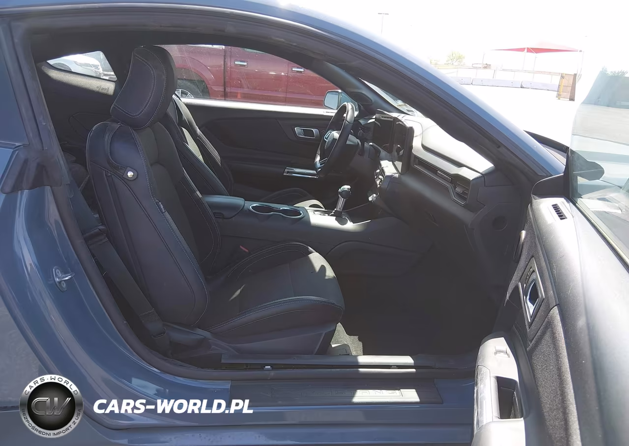 2024 Ford Mustang Ecoboost Fastback VIN:1FA6P8TH9R5106815 - 5