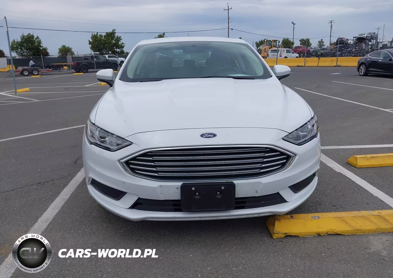 2018 Ford Fusion Hybrid S VIN:3FA6P0UUXJR243566 - 13