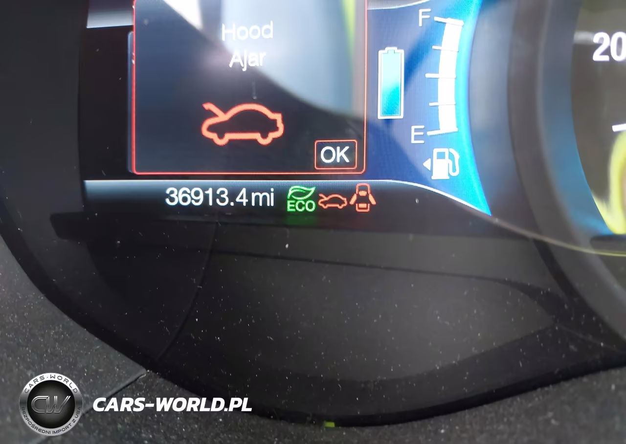 2018 Ford Fusion Hybrid S VIN:3FA6P0UUXJR243566 - 16