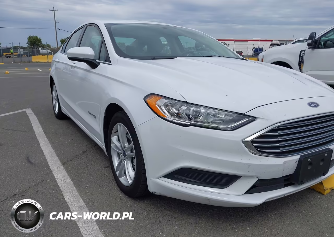 2018 Ford Fusion Hybrid S VIN:3FA6P0UUXJR243566 - 6