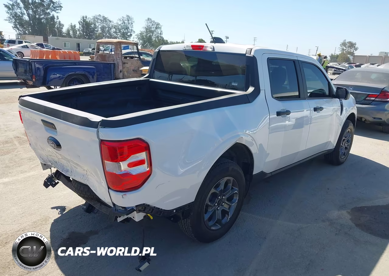 2025 Ford Maverick Xlt VIN:3FTTW8J34SRA03344 - 4