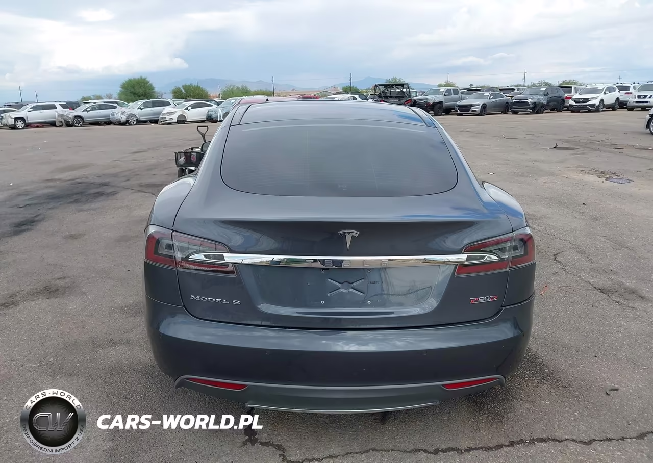 2015 Tesla Model S 85D-P85D VIN:5YJSA1E48FF116158 - 17