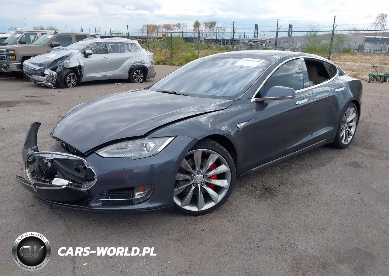 2015 Tesla Model S 85D-P85D VIN:5YJSA1E48FF116158 - 2