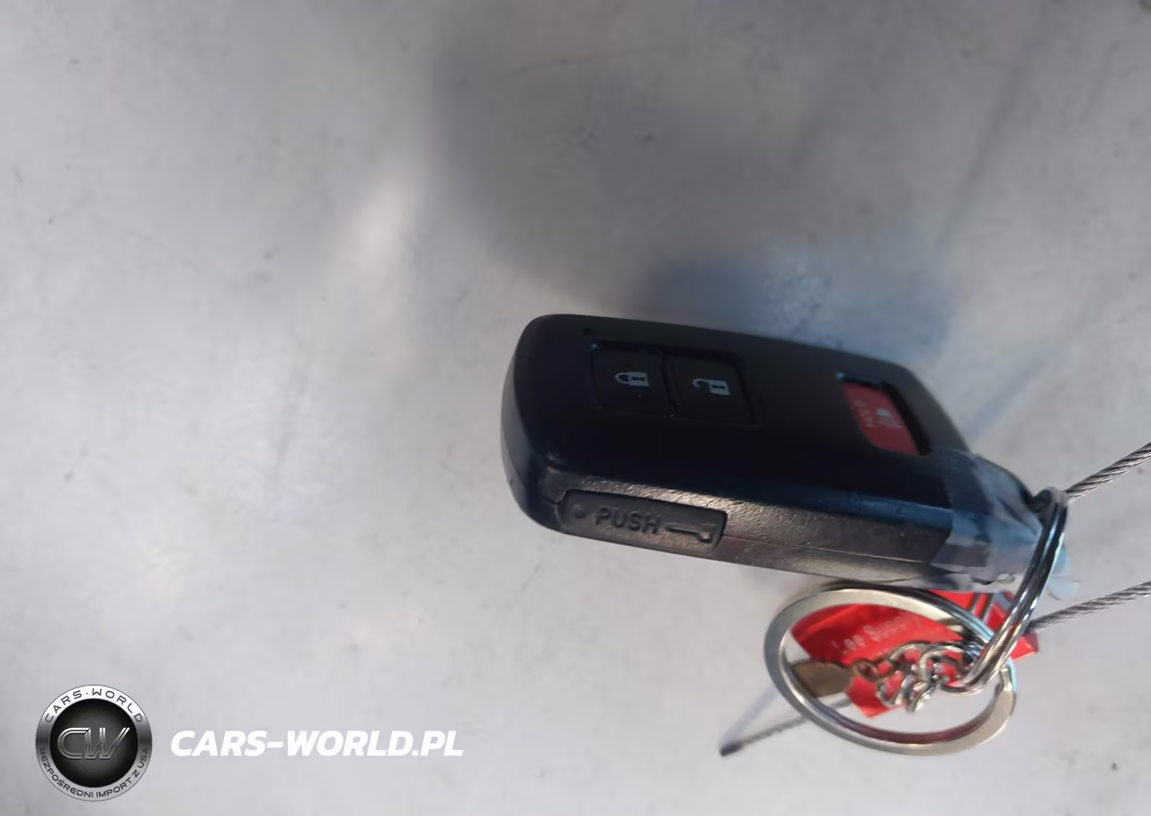 2014 Toyota Prius C Four VIN:JTDKDTB34E1073380 - 11