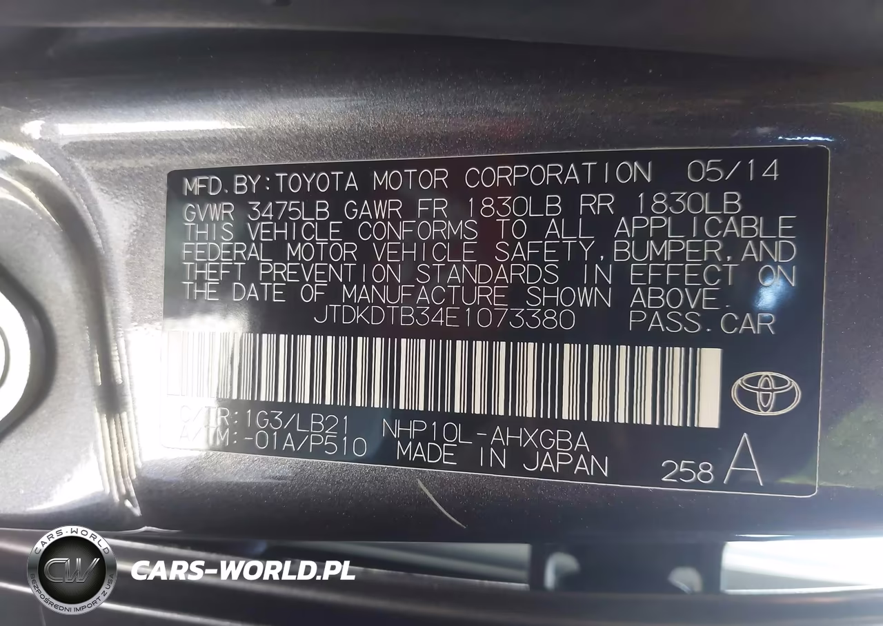 2014 Toyota Prius C Four VIN:JTDKDTB34E1073380 - 9