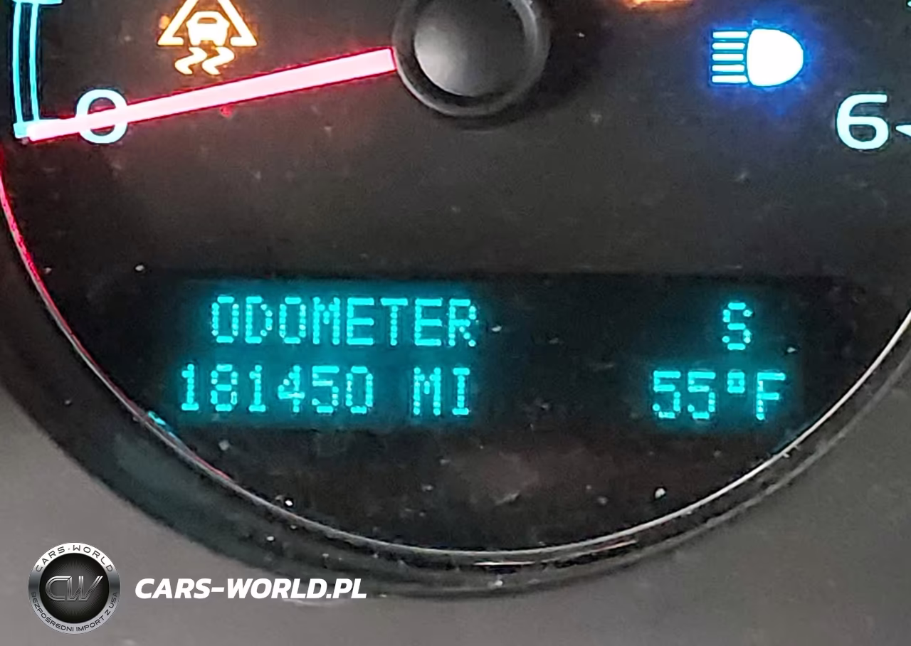 2011 Chevrolet Suburban Lt VIN:1GNSKJE3XBR381583 - 16