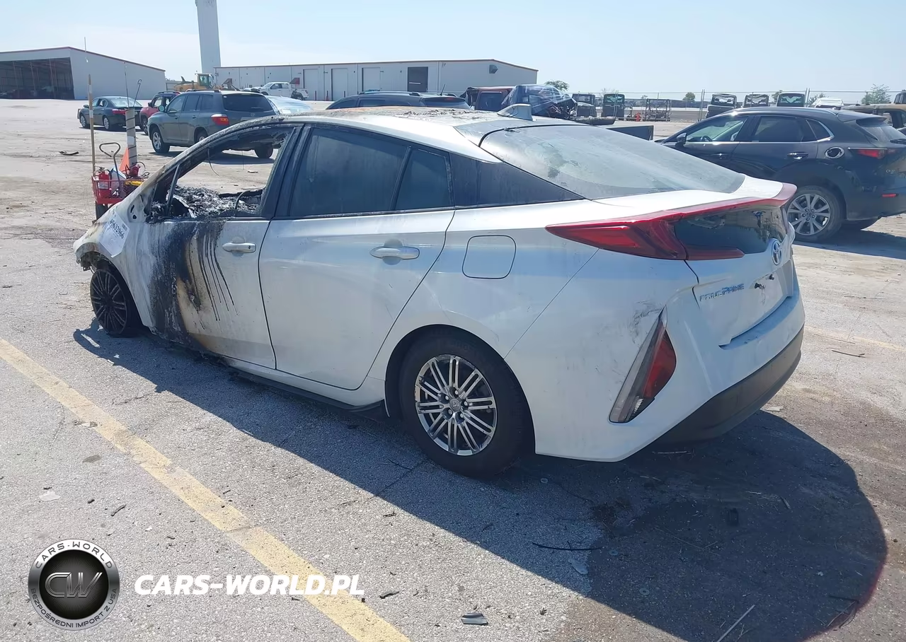 2021 Toyota Prius Prime Xle VIN:JTDKAMFP2M3189109 - 3