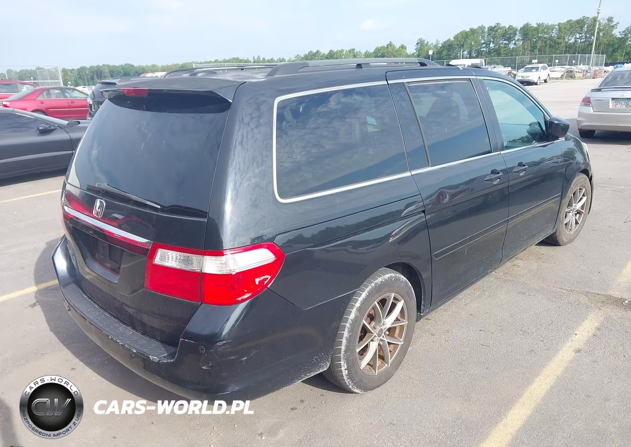 2007 Honda Odyssey Touring VIN:5FNRL388X7B012789 - 4