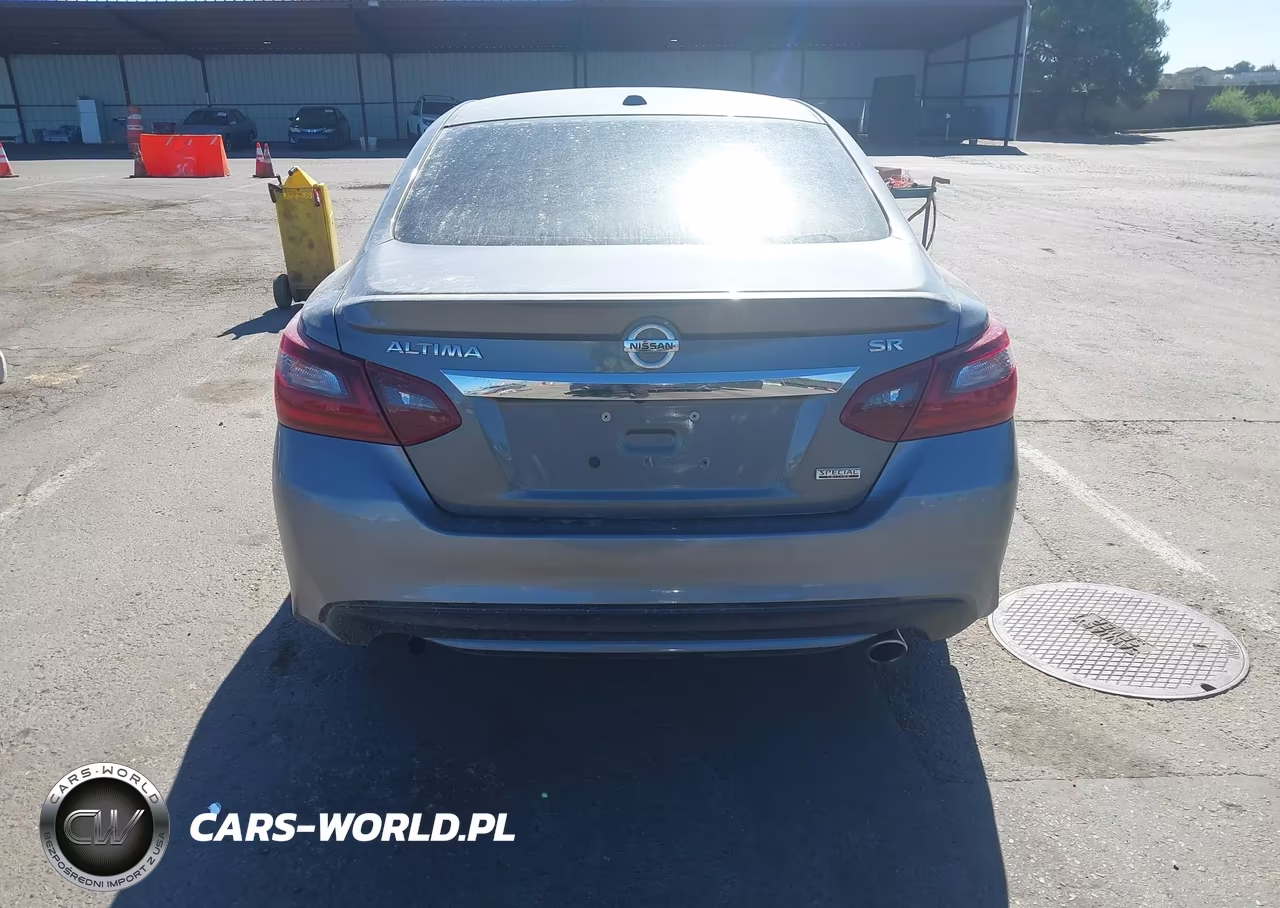 2018 Nissan Altima 2.5 Sr VIN:1N4AL3AP5JC145775 - 17