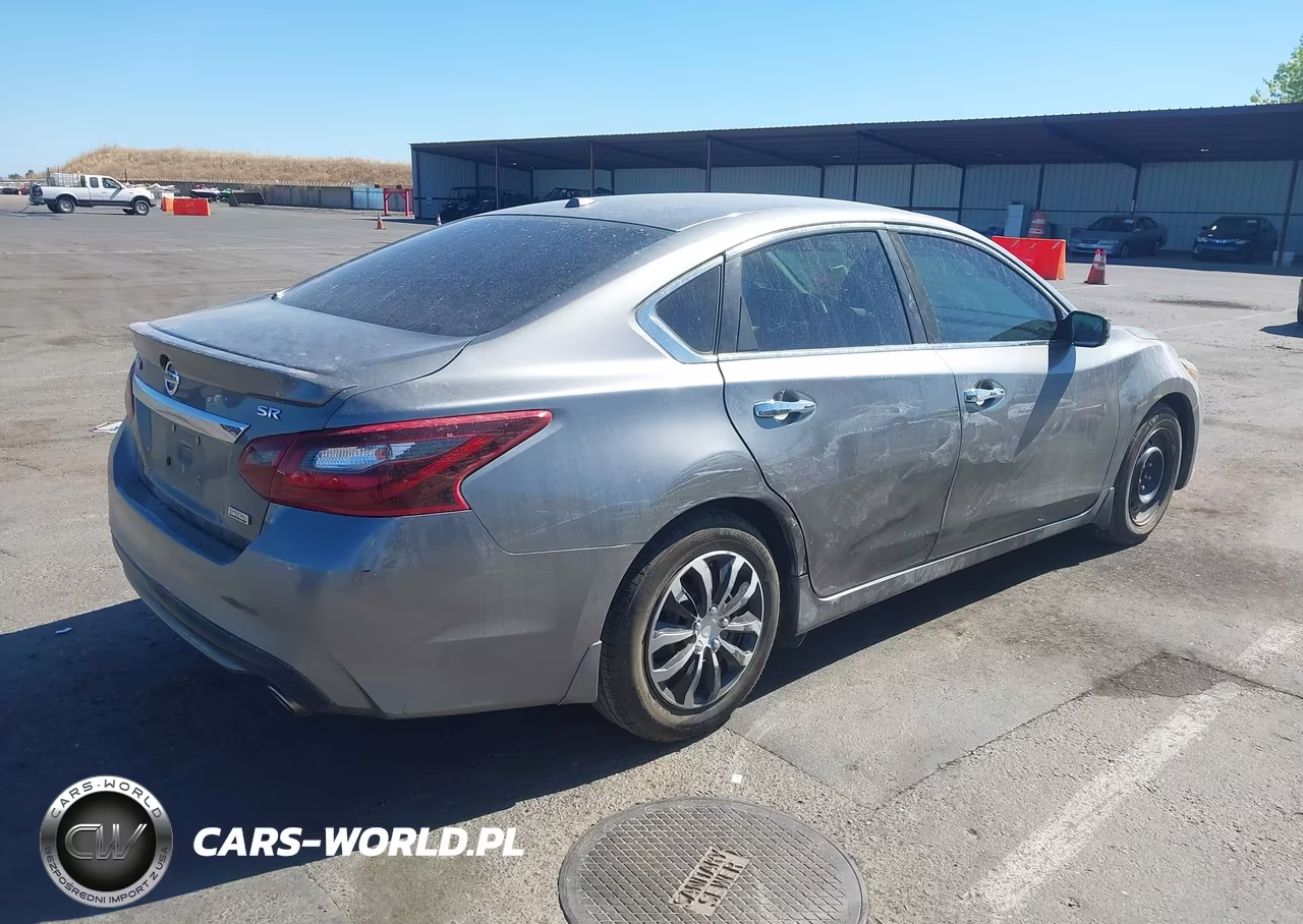 2018 Nissan Altima 2.5 Sr VIN:1N4AL3AP5JC145775 - 4