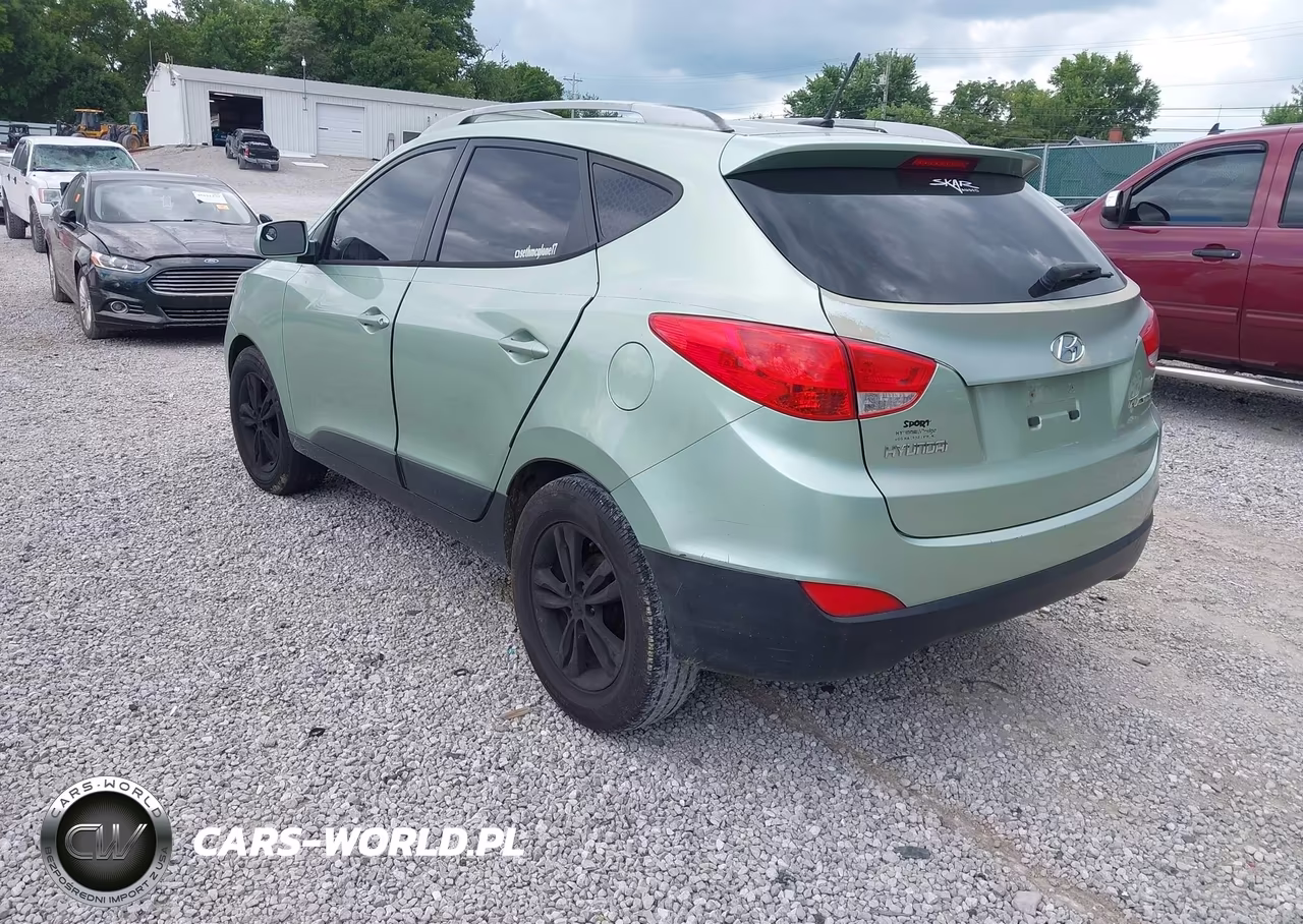 2011 Hyundai Tucson Gls VIN:KM8JU3ACXBU185796 - 3