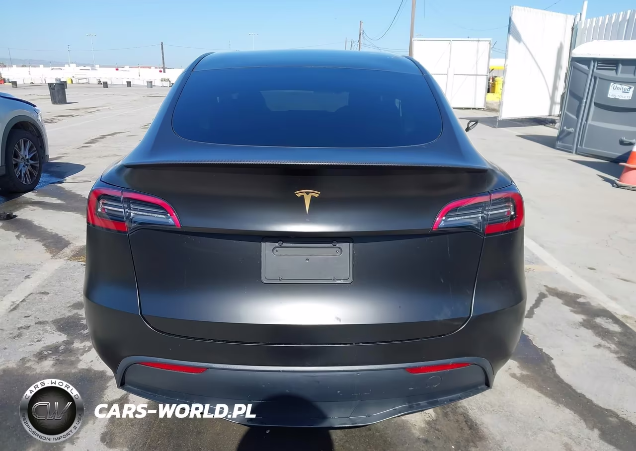 2021 Tesla Model Y Performance Dual Motor All-Wheel Drive VIN:5YJYGDEF9MF220540 - 16