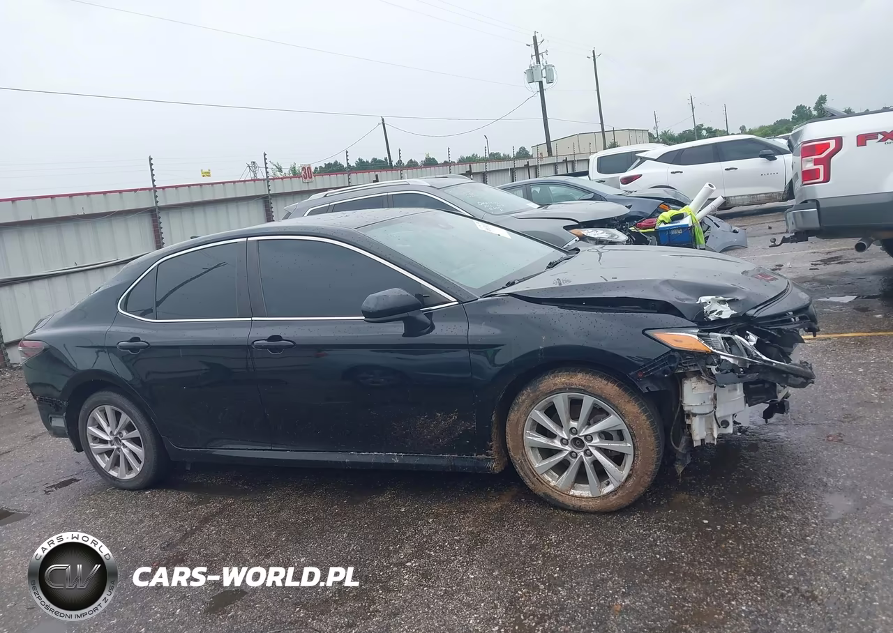 2021 Toyota Camry Le VIN:4T1C11AK3MU527301 - 13