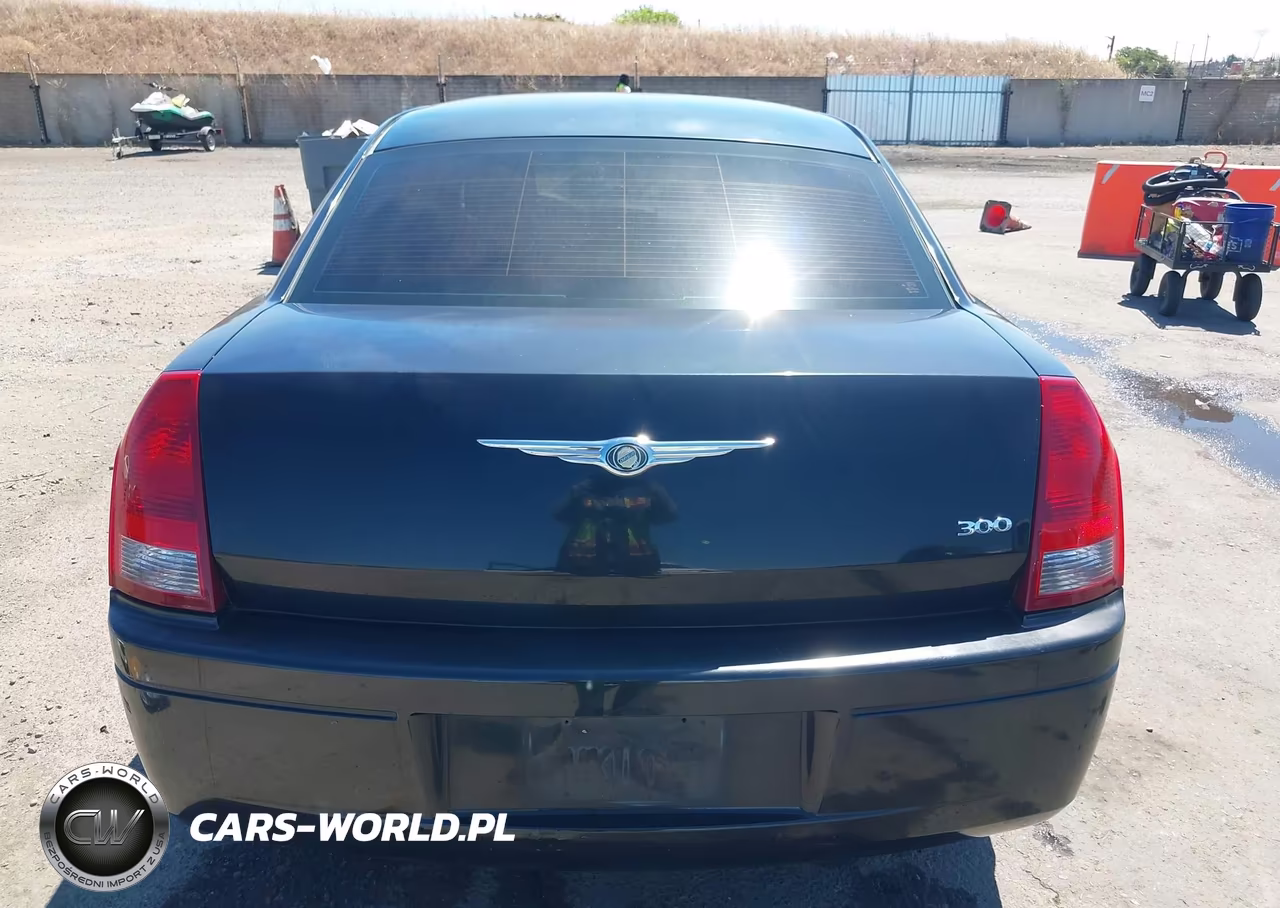 2006 Chrysler 300 VIN:2C3KA43R46H471469 - 16