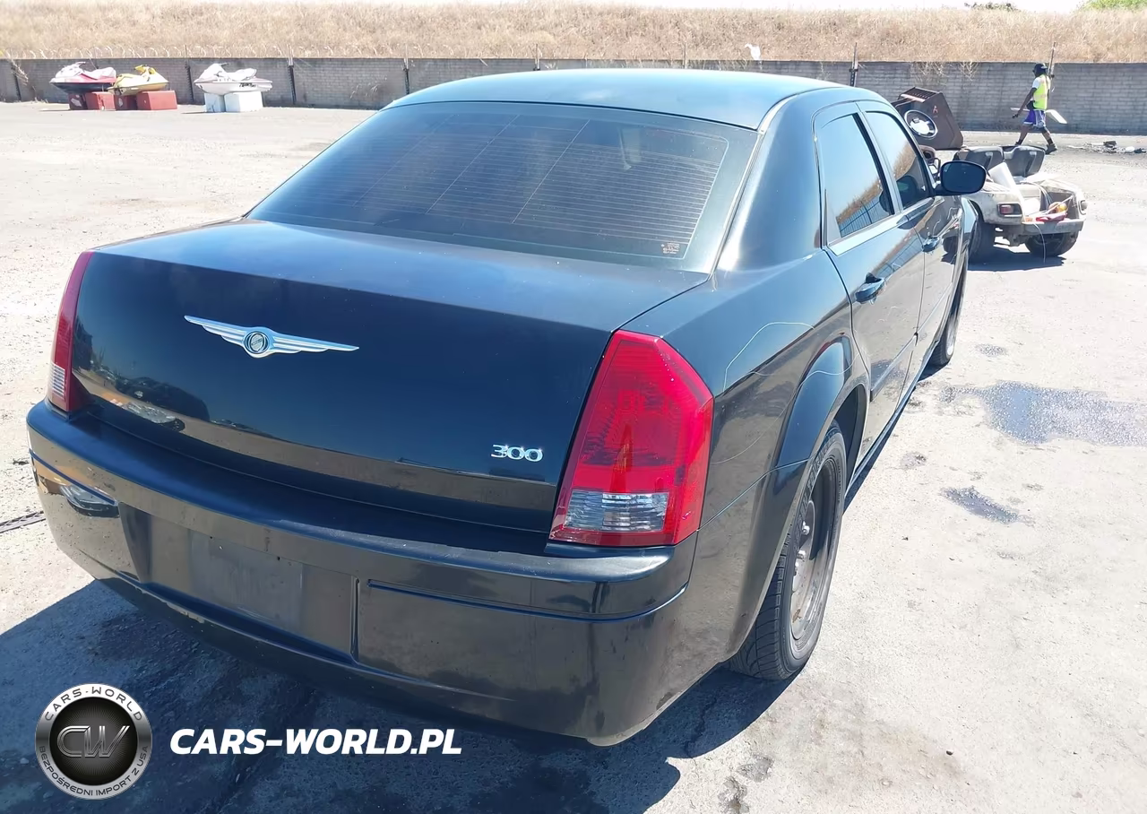 2006 Chrysler 300 VIN:2C3KA43R46H471469 - 4