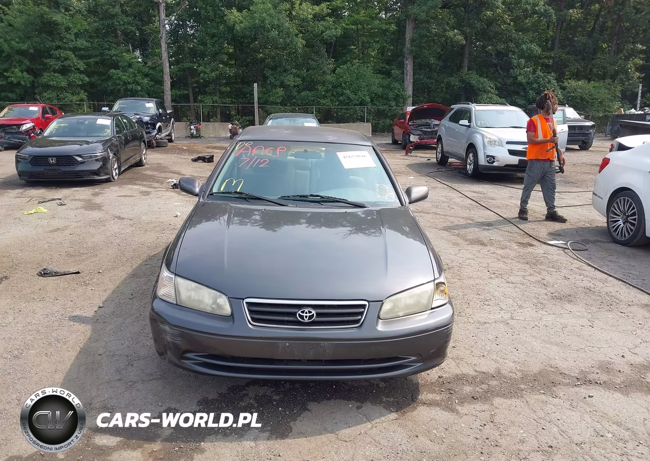 2000 Toyota Camry Le VIN:4T1BG22K3YU965918 - 12