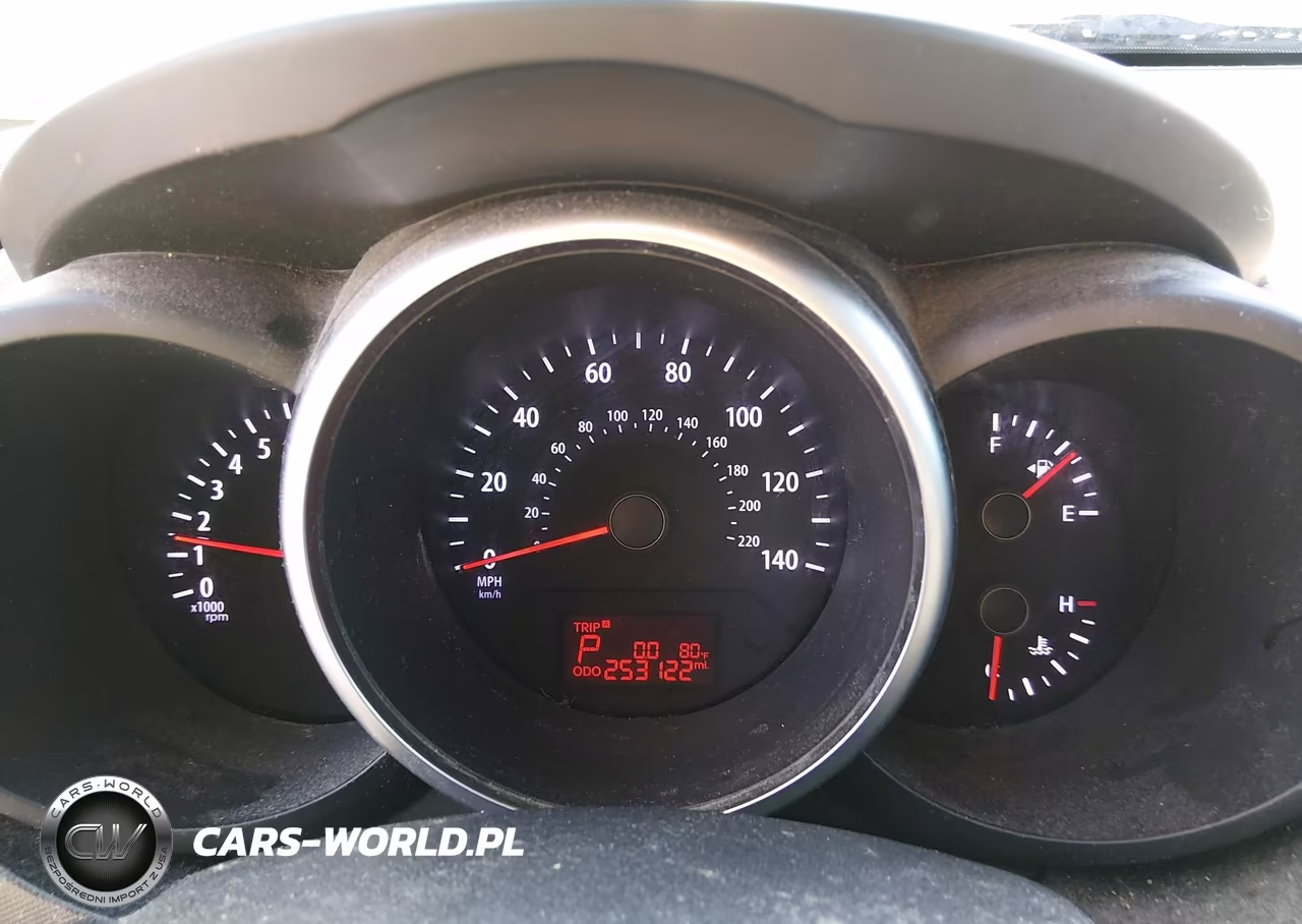 2012 Kia Soul + VIN:KNDJT2A61C7392461 - 7