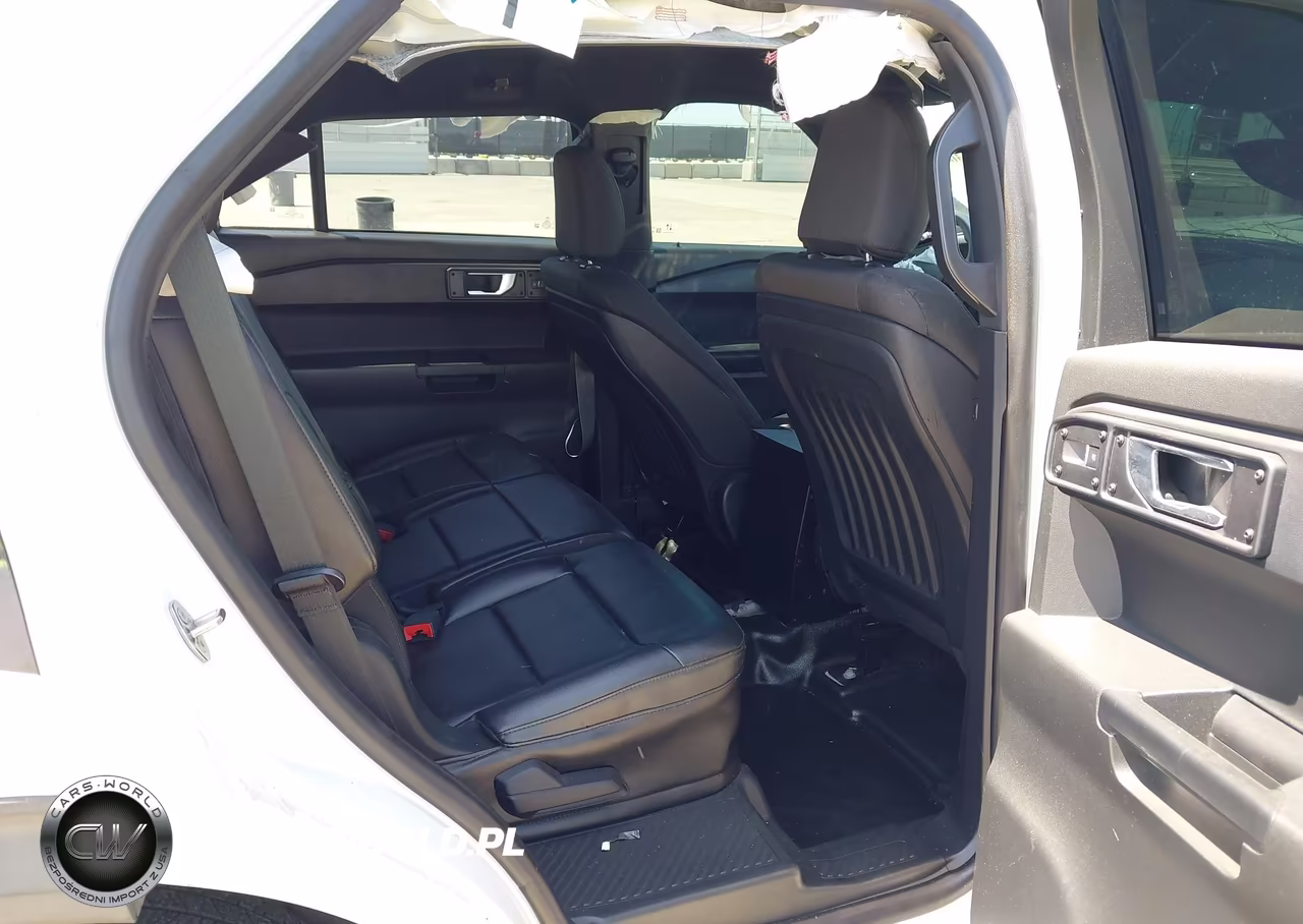2020 Ford Police Interceptor Utility VIN:1FM5K8AW2LGA84458 - 8