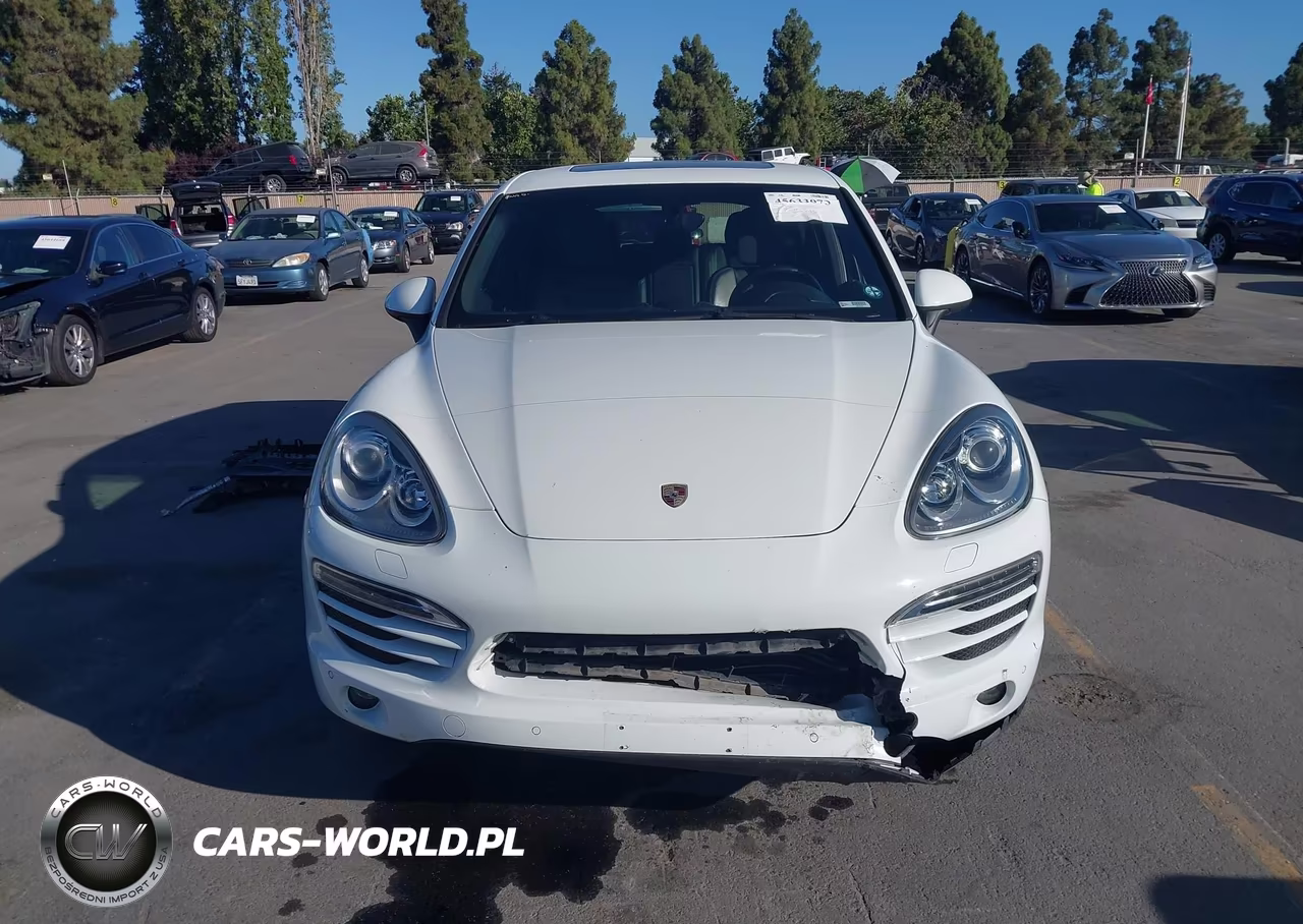 2014 Porsche Cayenne VIN:WP1AA2A20ELA00176 - 13
