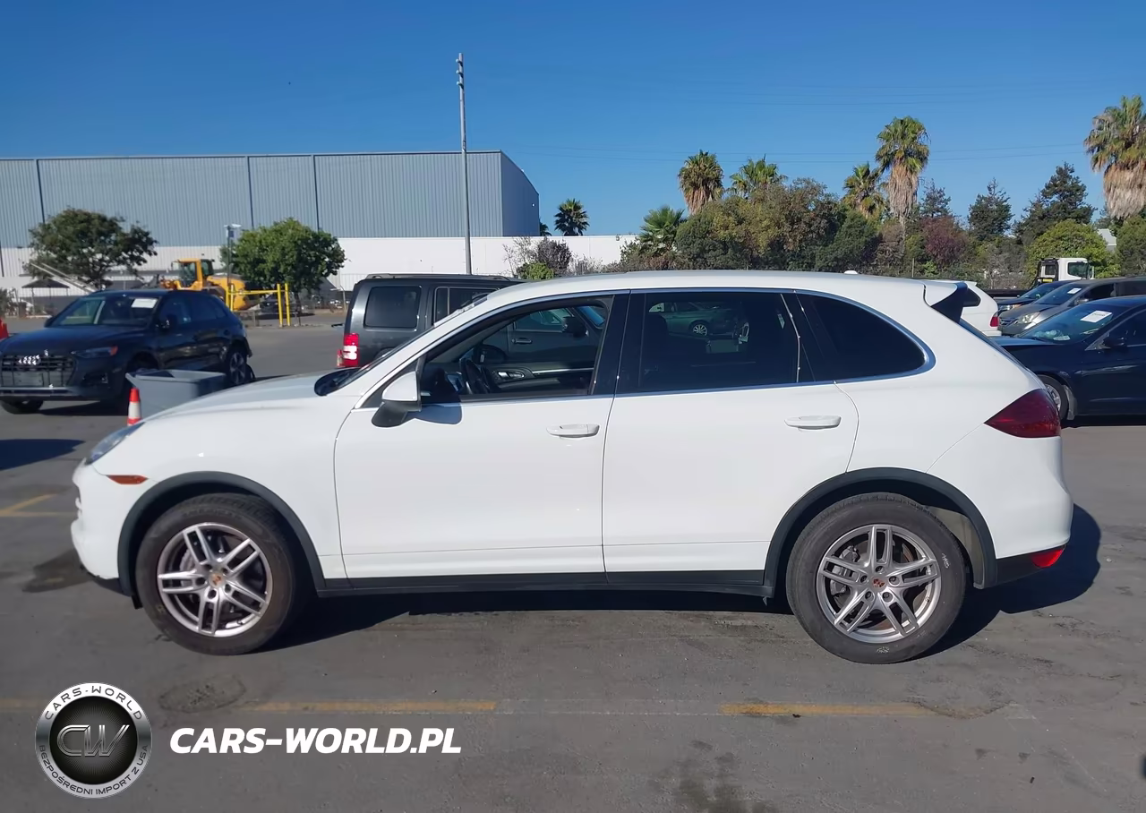 2014 Porsche Cayenne VIN:WP1AA2A20ELA00176 - 15