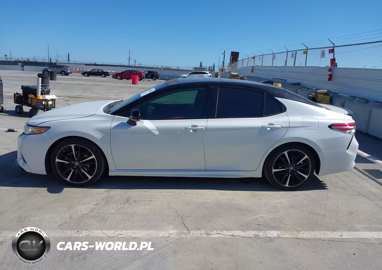 2019 Toyota Camry Xse VIN:4T1B61HK5KU262431 - 14