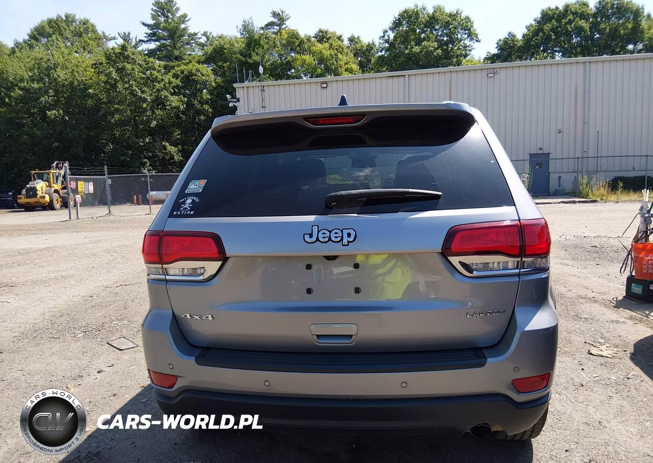 2021 Jeep Grand Cherokee Laredo X 4X4 VIN:1C4RJFAG6MC631097 - 16